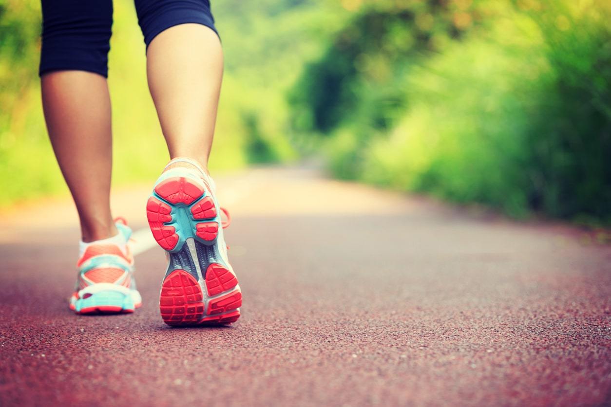 Om buiten te hardlopen heb je aangepast schoeisel nodig